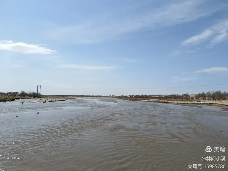 西拉沐沦河岸边